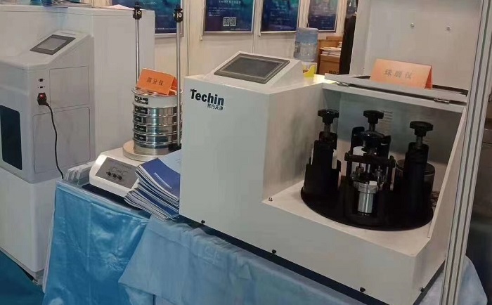 CECIA2020小优视频在线观看展台